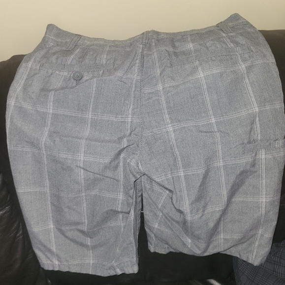 Grey Patterned Shorts - Picture 3 of 4